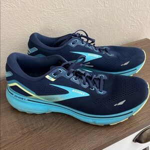Brooks Ghost 15 Men’s Running Shoe Size 12 Blue
